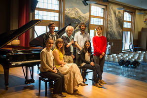 Zoom: Piano Academy