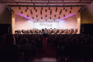 Zoom: menuhin_festival_07-08-16-6615.jpg