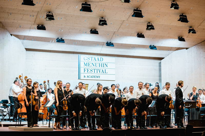 gstaad-menuhin-festival_conducting-1_by-theresa-pewal-285.jpg