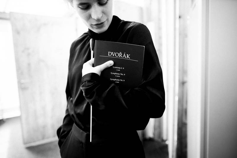 gstaad-menuhin-festival_conducting-1_by-theresa-pewal-21-2.jpg