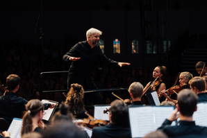 Zoom: gstaad-menuhin-festival_youth-orchestra_by-theresa-pewal-160.jpg