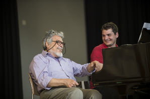 Zoom: Piano Academy Leon Fleisher und Robin Giesbrecht