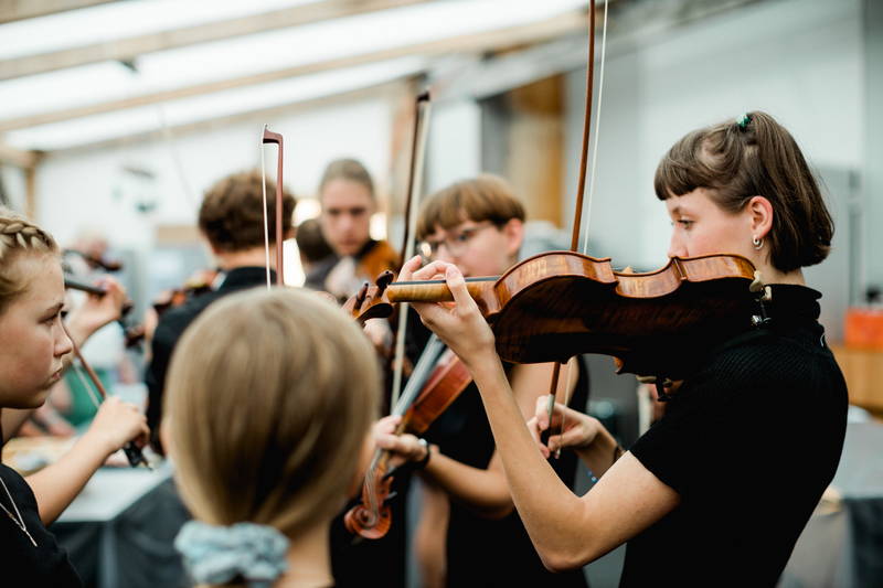 gstaad-menuhin-festival_youth-orchestra_by-theresa-pewal-56.jpg