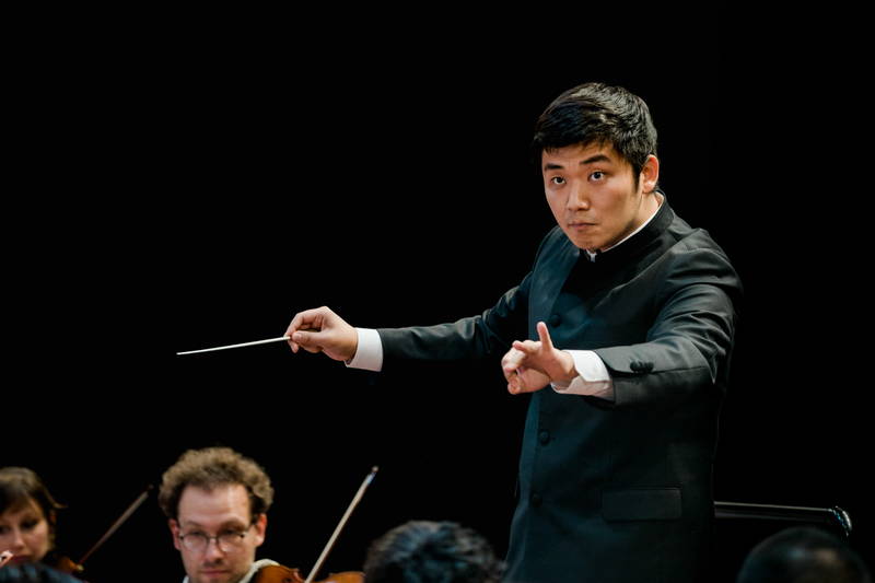 gstaad-menuhin-festival_conducting-1_by-theresa-pewal-261.jpg
