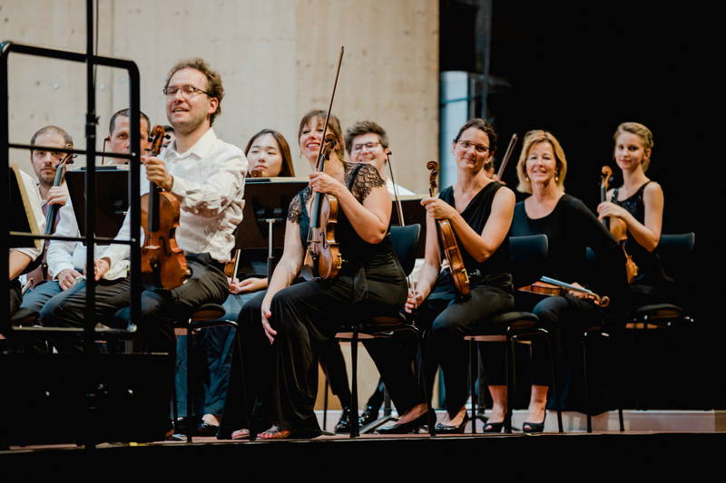 gstaad-menuhin-festival_conducting-1_by-theresa-pewal-47.jpg