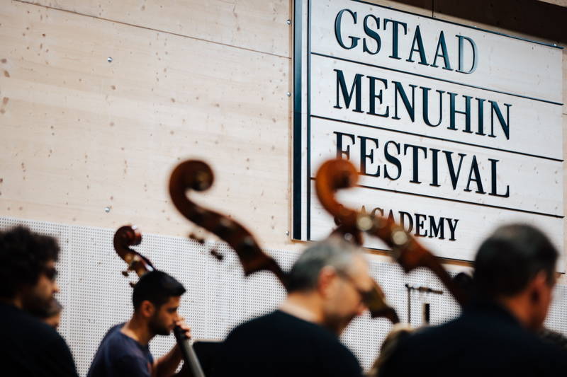 gstaad-menuhin-festival_conducting_by-theresa-pewal-48.jpg
