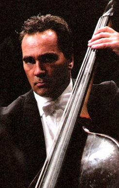 michel_veillon_zuschnitt_hoch.jpg michel_veillon_zuschnitt_hoch.jpg
